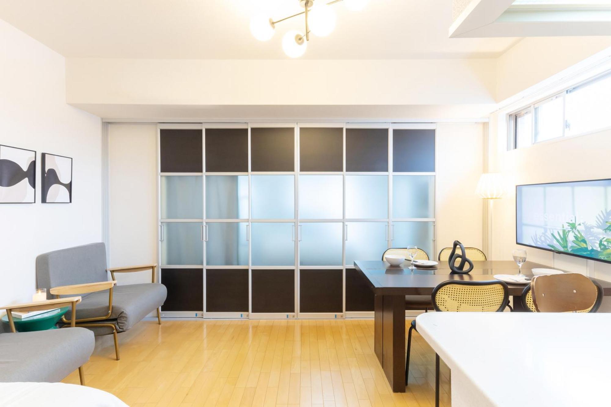 Shinsaibashi Lofts 公寓